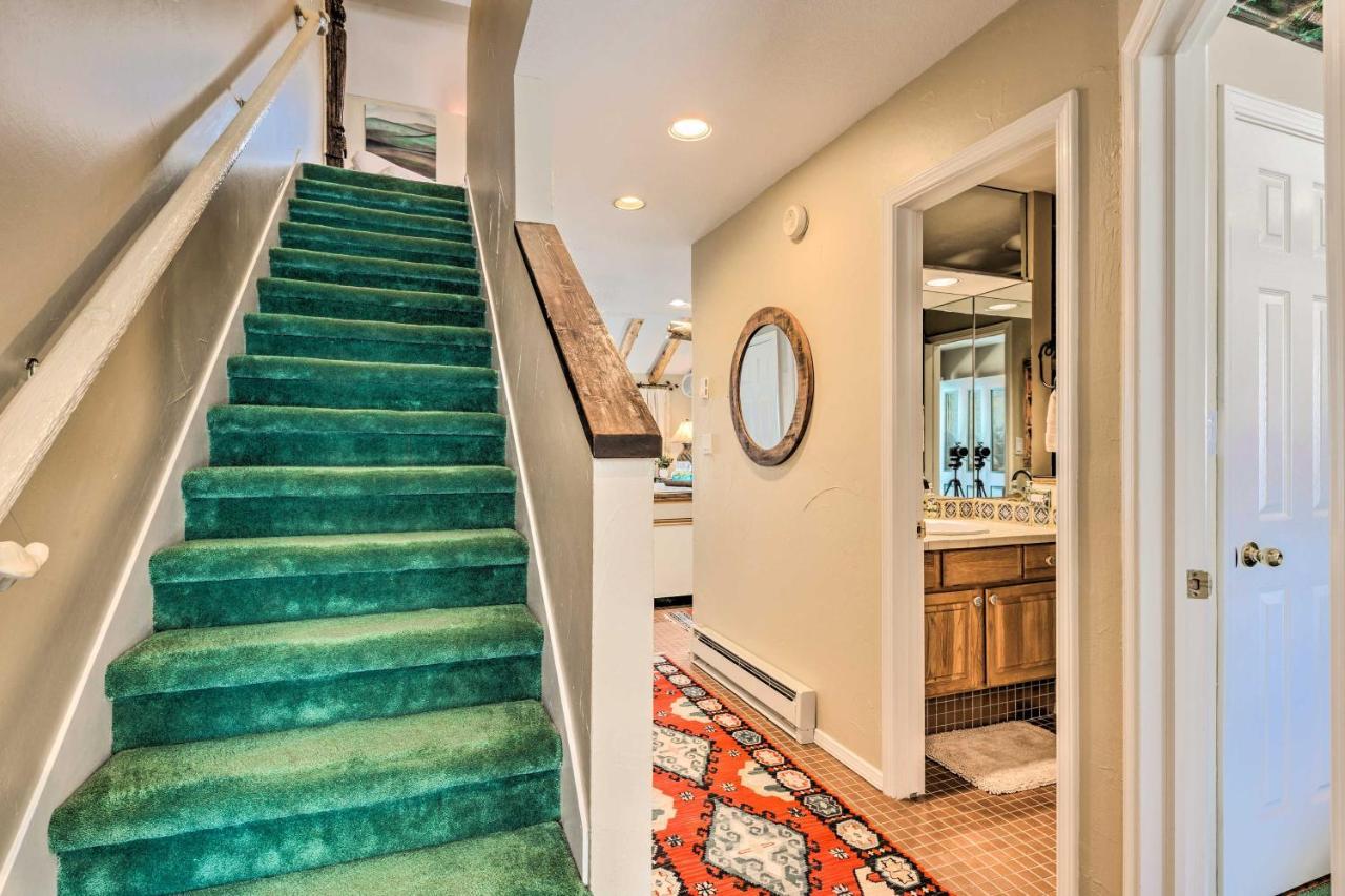 Eclectic Home With Deck 4 Miles To Ski Cloudcroft! Экстерьер фото