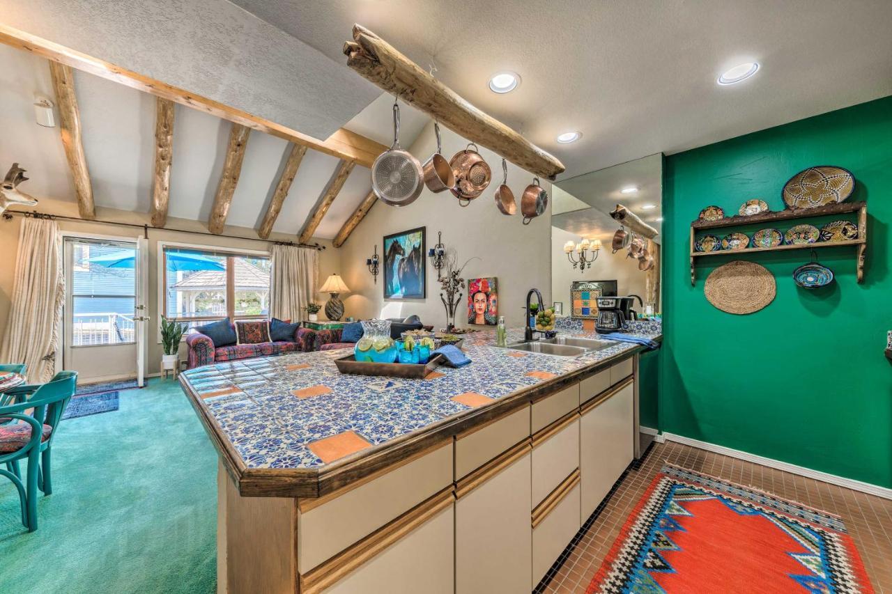 Eclectic Home With Deck 4 Miles To Ski Cloudcroft! Экстерьер фото
